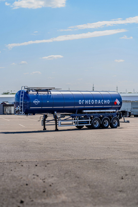 Нефтевоз 42 м3 Нефтевоз 42 м3